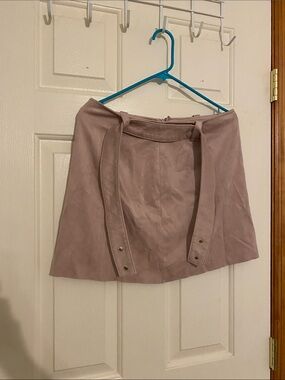 H&M Suede A-Line Mini Skirt in Dusty Pink
